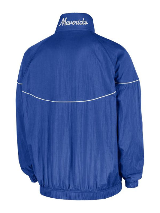 Outerwear Trends Dallas Mavericks Nike Blue Courtside Windrunner Jacket