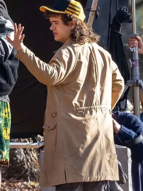 Outerwear Trends Dustin Henderson Stranger Things S05 Brown Jacket
