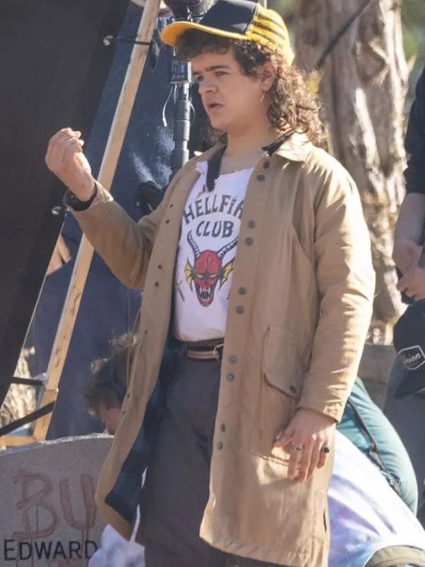 Outerwear Trends Dustin Henderson Stranger Things S05 Brown Jacket