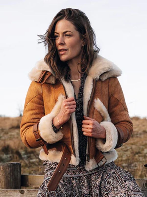 Outerwear Trends Kristy Vintage Cognac Womens Crop Shearling Bomber Jacket